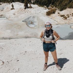 Meet your Posher, Eleanor